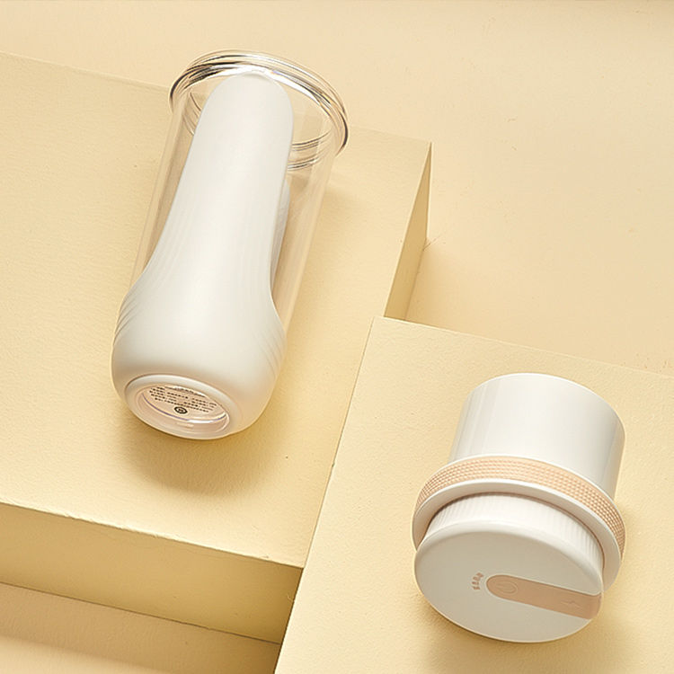 One-handed Drinking Mini Blender 5 One-handed Drinking Mini Blender